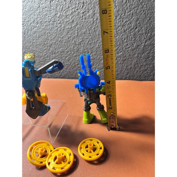 Stretch Armstrong & the Flex Fighters Flex Power Wingspan & Flex-Treme Figures - Picture 6 of 6